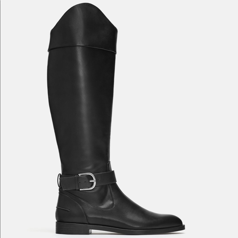 ZARA FLAT BOOTS WITH BUCKLE
